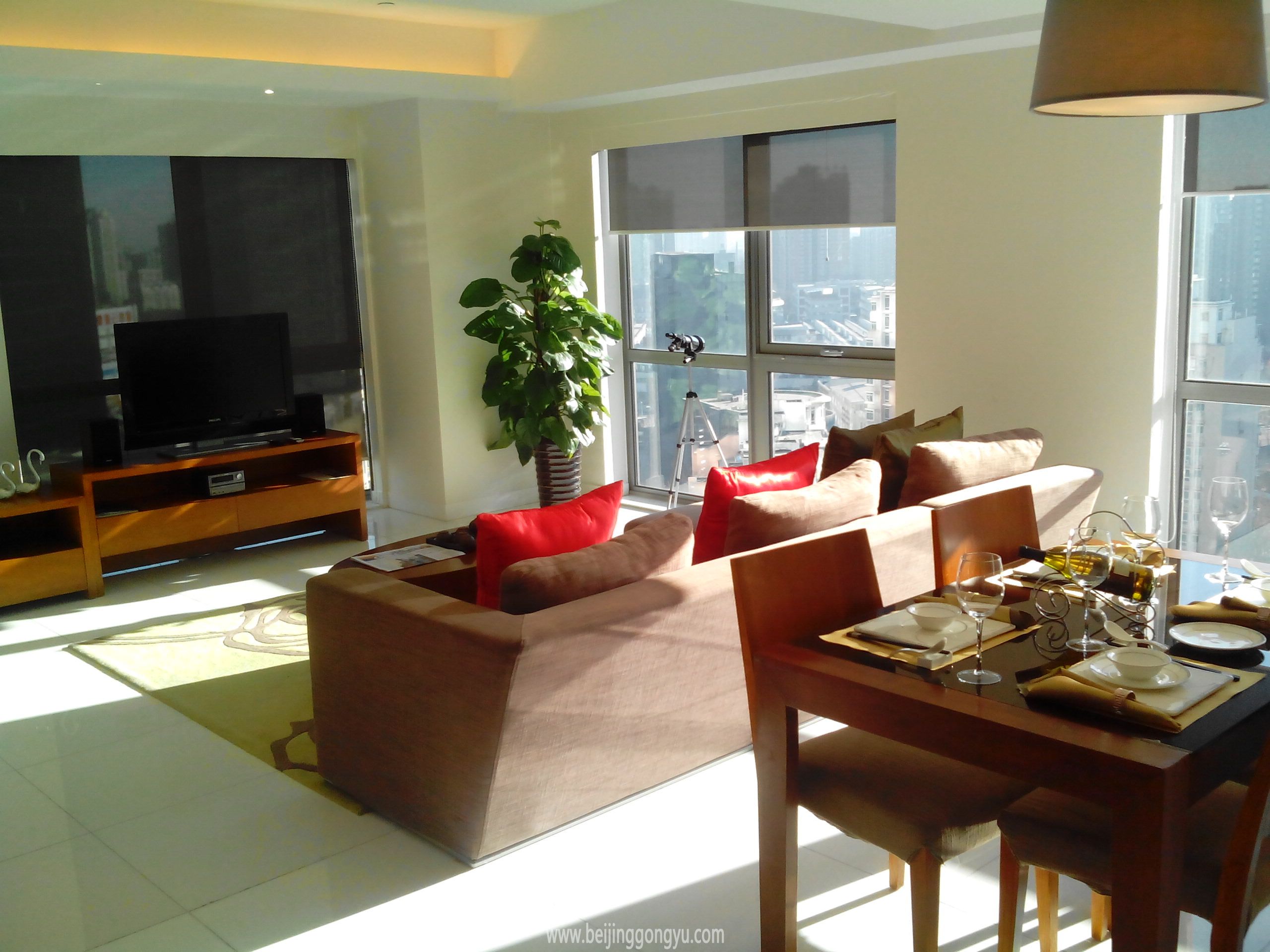 輝盛庭國際公寓歡迎您